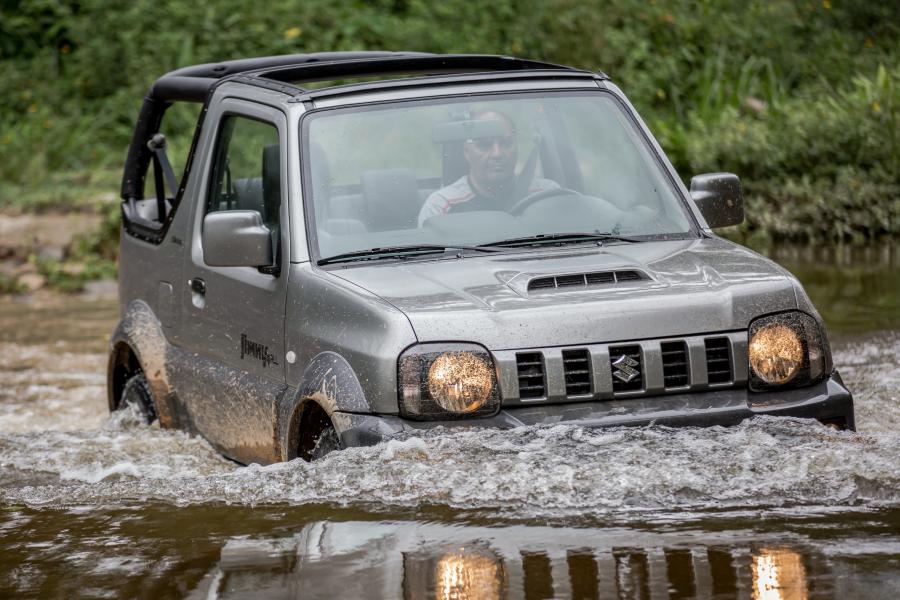  Suzuki Jimny 4ALL Canvas Concept 2016 года  (фото 27 из 30)